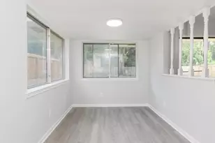 7726 Ashmole Ln, Houston, TX 77088 - Photo 15