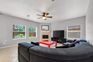 12923 Cambridge Eagle Dr, Houston, TX 77044 - Photo 7