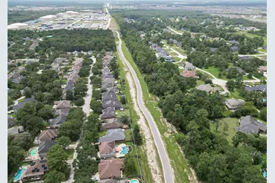 12923 Cambridge Eagle Drive, Houston, TX 77044 - Photo 49