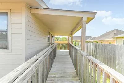 8412 Cannon Street, Houston, TX 77051 - Photo 7