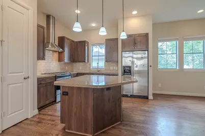 5213 Eigel Street #B, Houston, TX 77007 - Photo 9