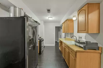 6806 Glen Rock Drive, Houston, TX 77087 - Photo 7
