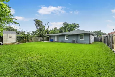 6806 Glen Rock Drive, Houston, TX 77087 - Photo 27