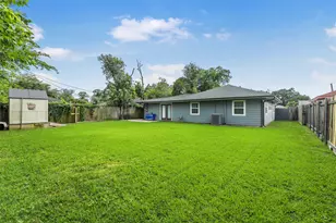 6806 Glen Rock Dr, Houston, TX 77087 - Photo 27