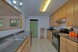 360 Oakhill Rd, Hemphill, TX 75948 - Photo 17