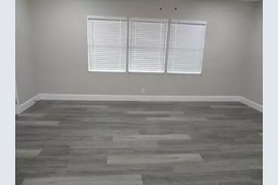 917 Temple Drive, Hitchcock, TX 77563 - Photo 3