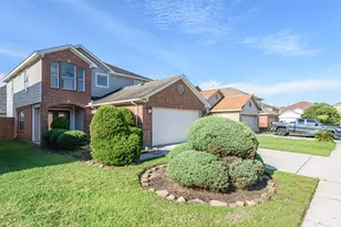 11710 Fossil Rock Ln, Houston, TX 77034 - Photo 7