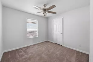 11710 Fossil Rock Ln, Houston, TX 77034 - Photo 21
