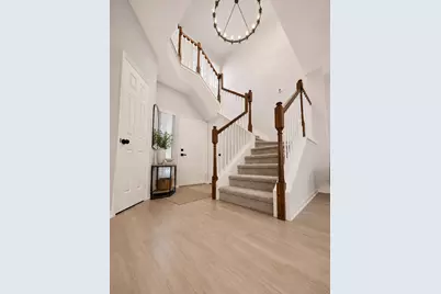 14 Valley Oaks Circle, The Woodlands, TX 77382 - Photo 3