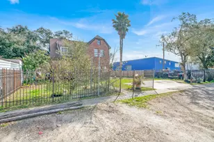 3727 Broadway St, Houston, TX 77017 - Photo 5