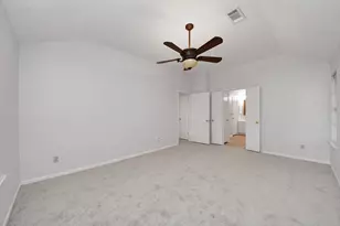 4907 Heritage Plains Dr, Friendswood, TX 77546 - Photo 19