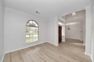 4907 Heritage Plains Dr, Friendswood, TX 77546 - Photo 5