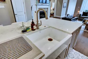 131 McGoey Cir, Shenandoah, TX 77384 - Photo 15