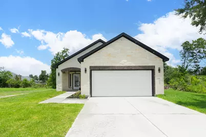 423 Manor Avenue, Arcola, TX 77583 - Photo 1