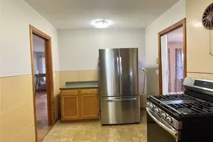 1004 Elm, Sweeny, TX 77480 - Photo 9