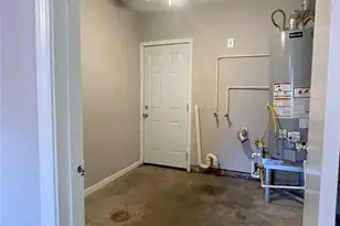 1004 Elm, Sweeny, TX 77480 - Photo 17