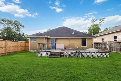 8313 Parker Road, Houston, TX 77078 - Photo 15