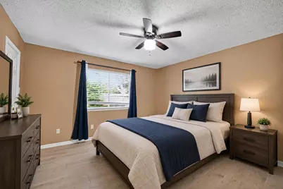 827 N Wellsford Drive, Pearland, TX 77584 - Photo 15