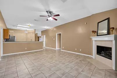 827 N Wellsford Drive, Pearland, TX 77584 - Photo 11