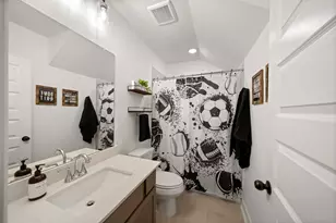 161 Harbour Hills Ct, Conroe, TX 77318 - Photo 33