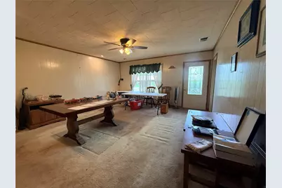 211 N Simpson Street, Yorktown, TX 78146 - Photo 5