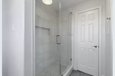 9026 McGallion Road, Houston, TX 77022 - Photo 29