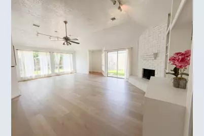 16034 Glen Mar Drive, Houston, TX 77082 - Photo 11