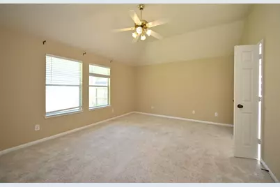 219 N Wimberly Way, The Woodlands, TX 77385 - Photo 11