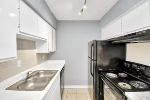 5959 Bonhomme Rd, Houston, TX 77036 - Photo 7