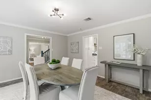 8107 Twining Oaks Ln, Spring, TX 77379 - Photo 11