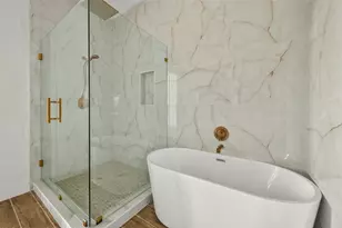 1902 Bell St, Dayton, TX 77535 - Photo 21