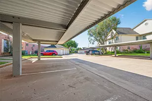 2710 Grants Lake Blvd, Sugar Land, TX 77479 - Photo 43