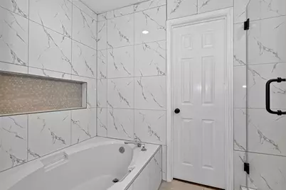 2710 Grants Lake Boulevard #L8, Sugar Land, TX 77479 - Photo 37