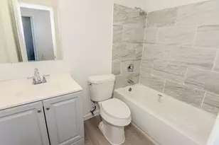 7867 Hamlet St, Houston, TX 77078 - Photo 9