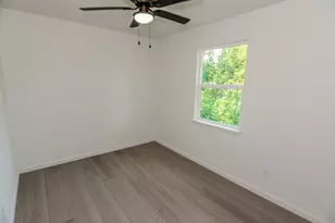 7867 Hamlet St, Houston, TX 77078 - Photo 7