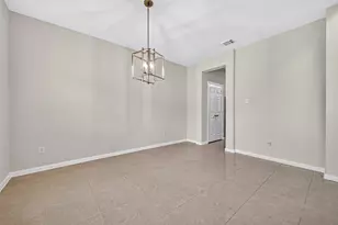 12315 Maily Meadow Ln, Sugar Land, TX 77478 - Photo 7