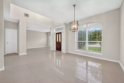 12315 Maily Meadow Lane, Sugar Land, TX 77478 - Photo 9