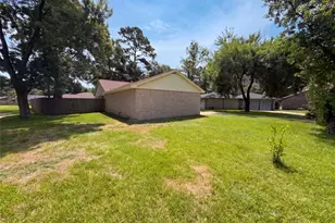 17014 Fid Ct, Crosby, TX 77532 - Photo 5