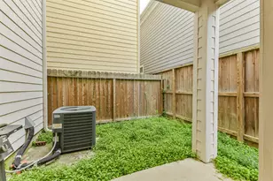6623 Letein St, Houston, TX 77008 - Photo 37