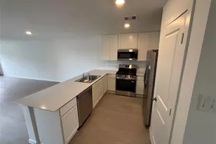25295 Leather Leaf Ct, Montgomery, TX 77316 - Photo 11