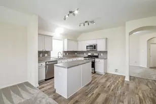 9203 Windy Spring Ct, Houston, TX 77089 - Photo 11