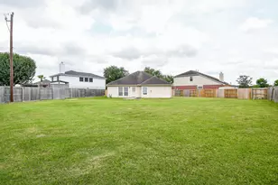 9203 Windy Spring Ct, Houston, TX 77089 - Photo 31