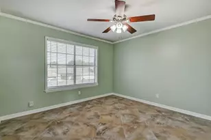 525 Longmeadow St, Beaumont, TX 77707 - Photo 29
