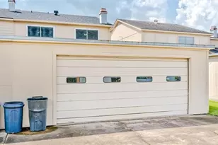 525 Longmeadow St, Beaumont, TX 77707 - Photo 35