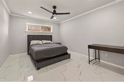 5674 Hazen Street, Houston, TX 77081 - Photo 19