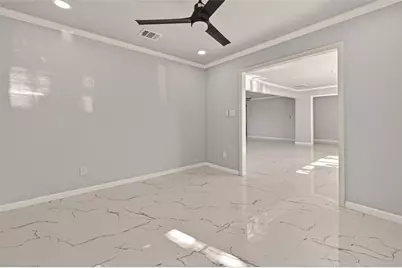 5674 Hazen Street, Houston, TX 77081 - Photo 7