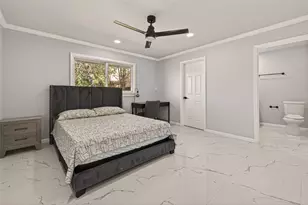 5674 Hazen St, Houston, TX 77081 - Photo 23