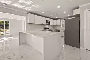 5674 Hazen St, Houston, TX 77081 - Photo 11