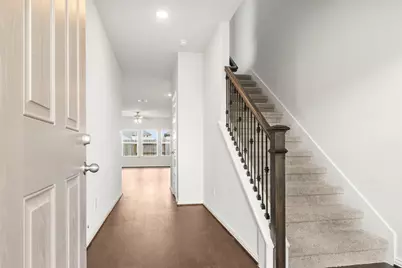 2007 Sunflower Court, Sugar Land, TX 77498 - Photo 5