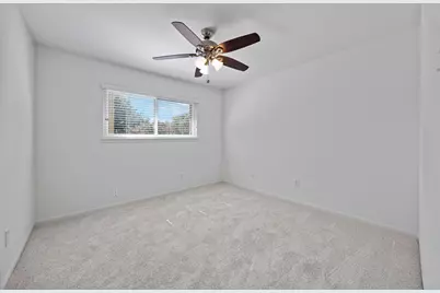 2754 Kismet Lane, Houston, TX 77043 - Photo 25